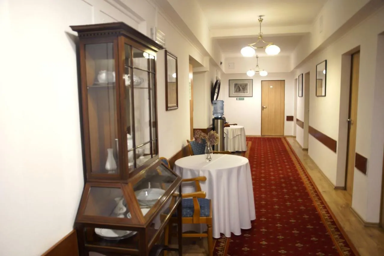 Bed & Breakfast Pokoje Goscinne Dom Literatury Warsaw