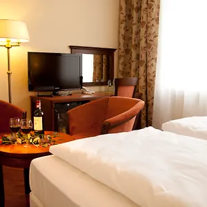 Kobza Haus Old Town Отель типа 