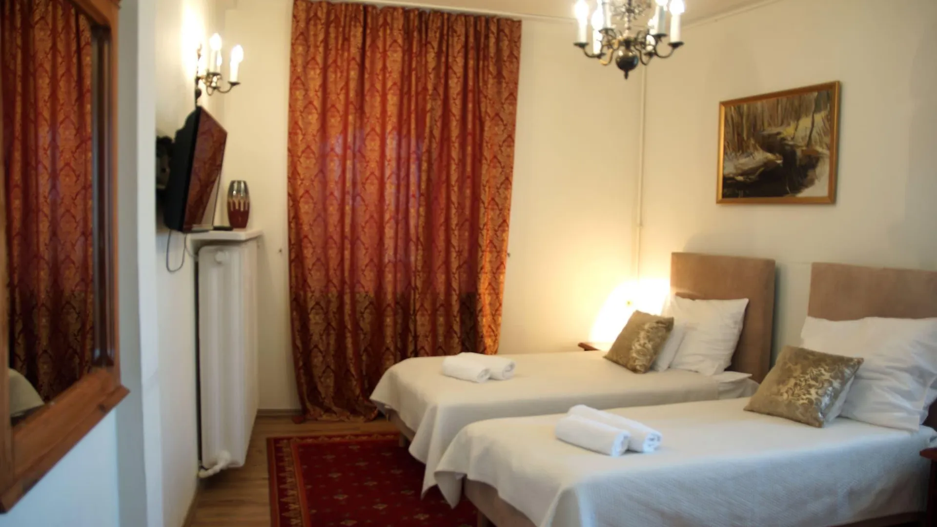 Bed & Breakfast Pokoje Goscinne Dom Literatury Warsaw