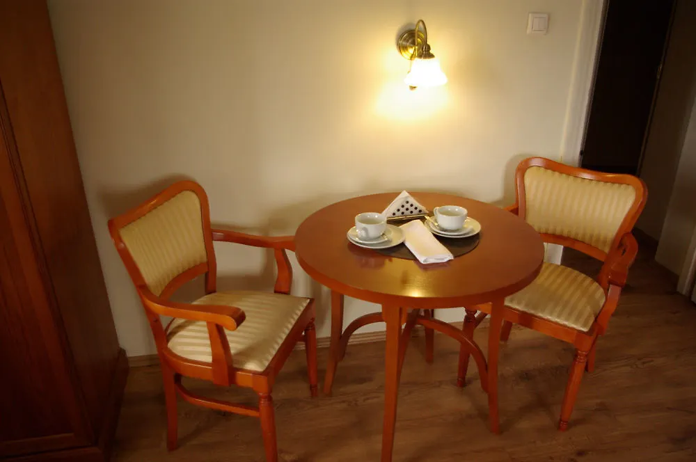 *** Bed & Breakfast Pokoje Goscinne Dom Literatury Warsaw Poland